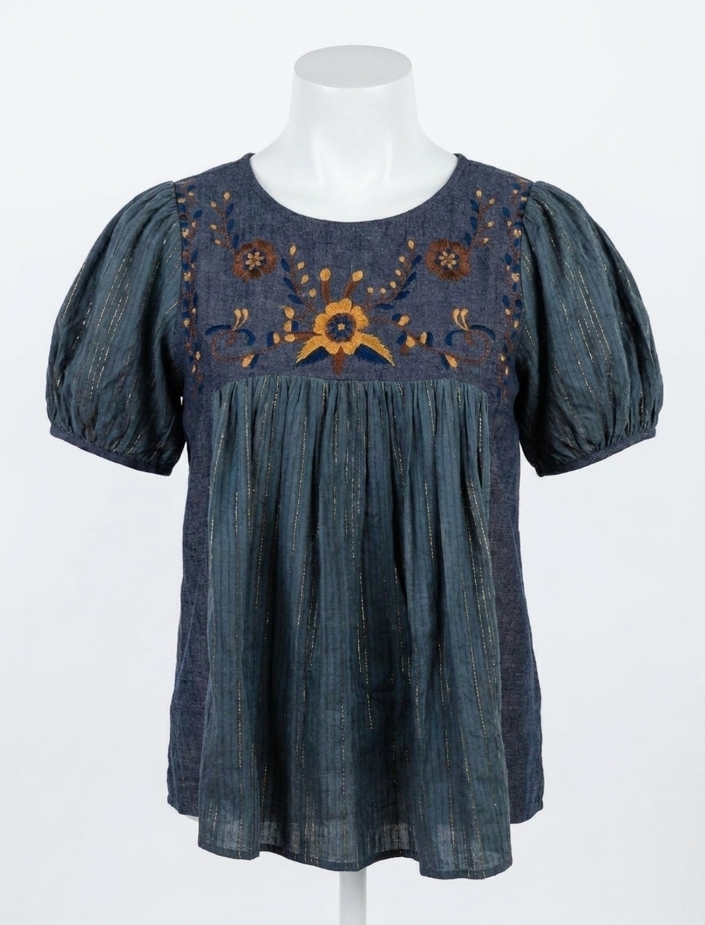 NEW LAYERZ CLOTHING floral embroidered short sleeve top in navy